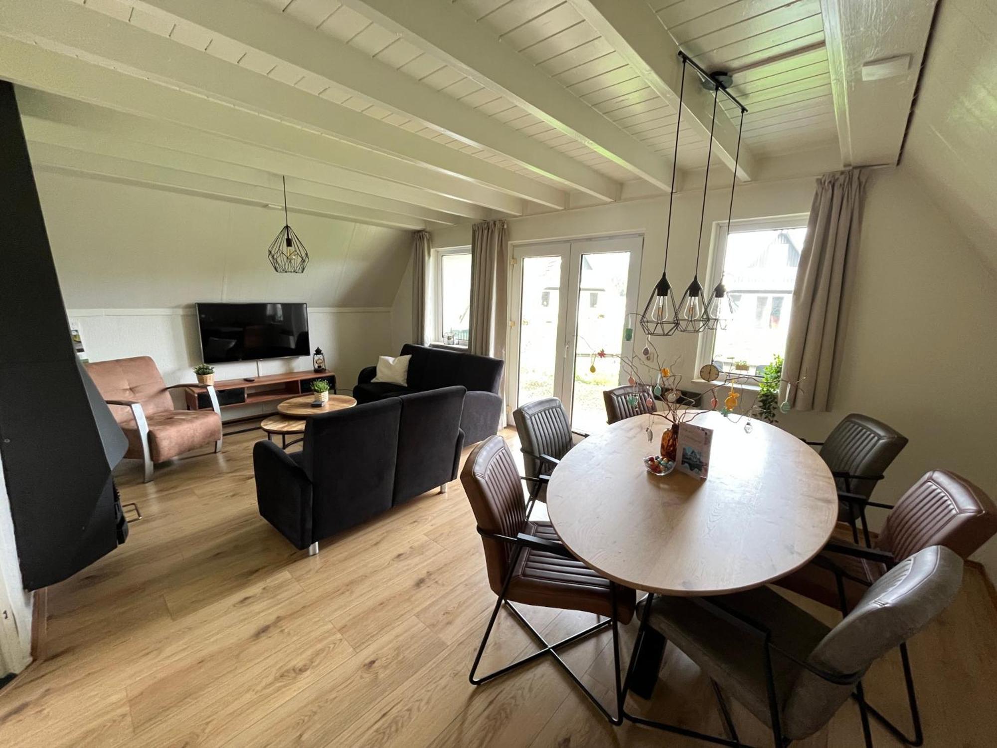 Vakantiepunt 142 - Moderne Vakantiewoning Aan Het Water! Gramsbergen Exteriér fotografie